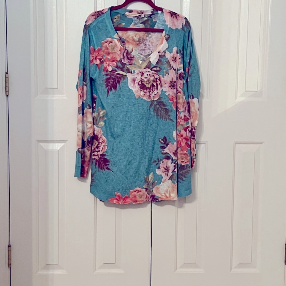 Soft surroundings lightweight sweater floral pattern
